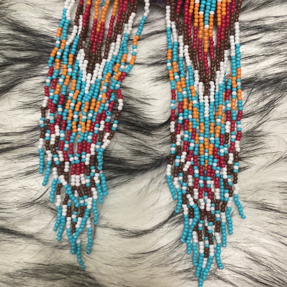 🎉SALE🎉Gorgeous Native American style long Fringe seed bead earrings - Picture 4 of 4